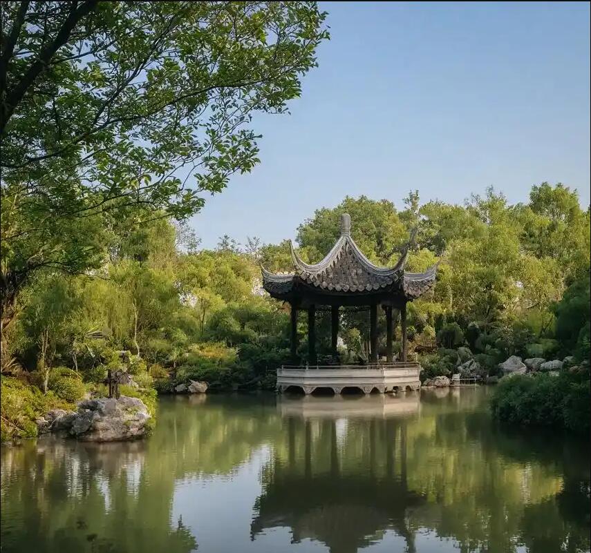 海南浮夸餐饮有限公司